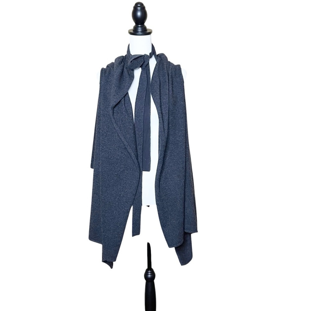 Brochu Walker Cape Size M/L Cashmere & Wool Gray Charcoal Poncho Vest Soft Open